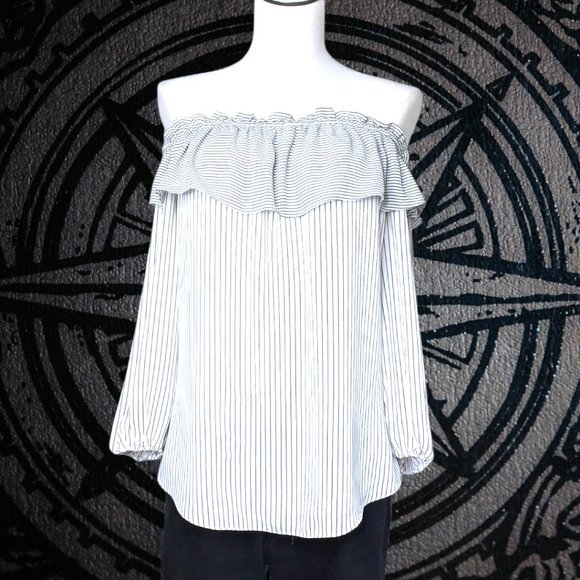 WHBM • Medium • off shoulder blouse white black striped casual - Picture 1 of 10